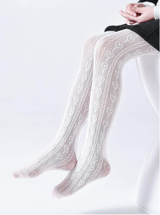 mergaičių pėdkelnės, baltos pėdkelnės, širdelių raštai, elegantiškos pėdkelnės, šventinės pėdkelnės, kasdieninės pėdkelnės, madingos pėdkelnės