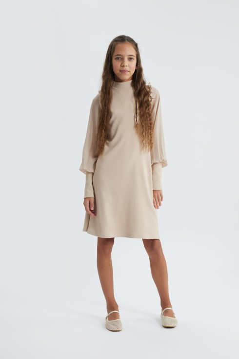 mergaitiška suknelė, elegantiška suknelė, smėlio spalvos suknelė, suknelė ypatingoms progoms, mergaitiška mada, suknelės iš ES, mergaičių drabužiai