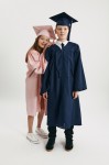 baigimo mantija, absolventų apranga, akademinė apranga, mantija su kutu, baigimo ceremonija, vaikiška mantija, studentų mantija, mantija su data 2026